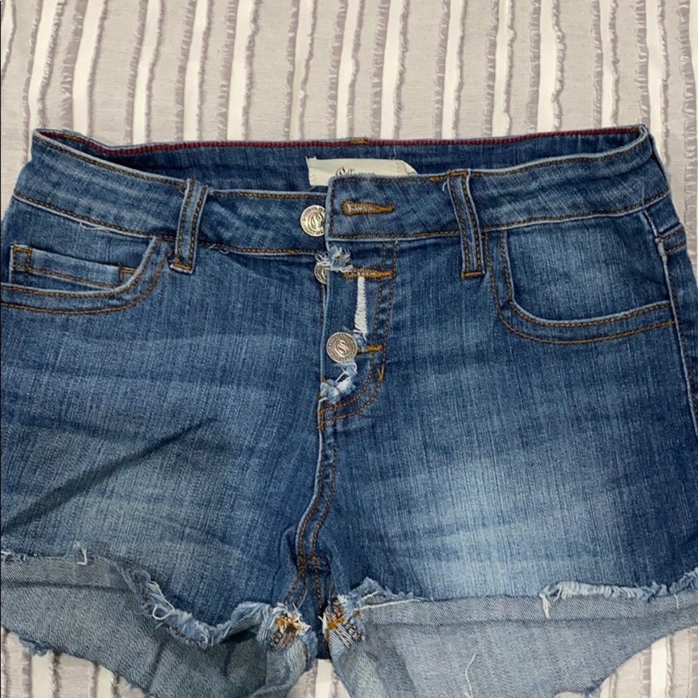CELLO shorts